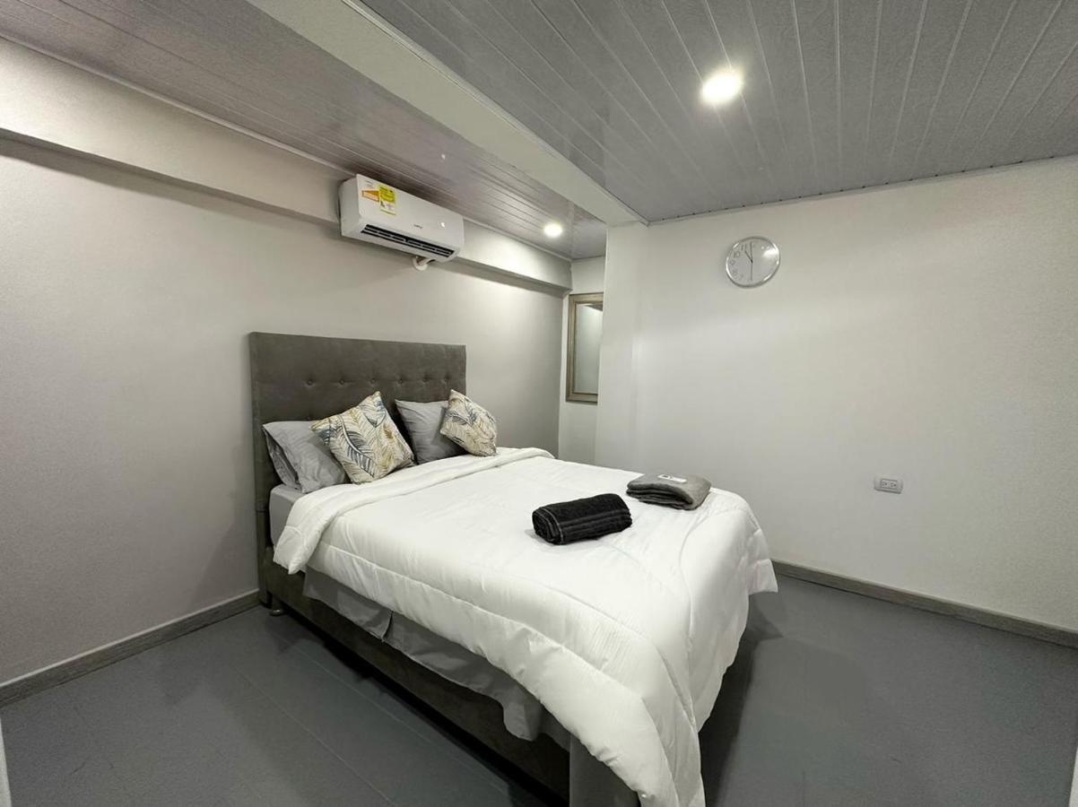 Hostal Casa Jardin Cartagena Exteriör bild