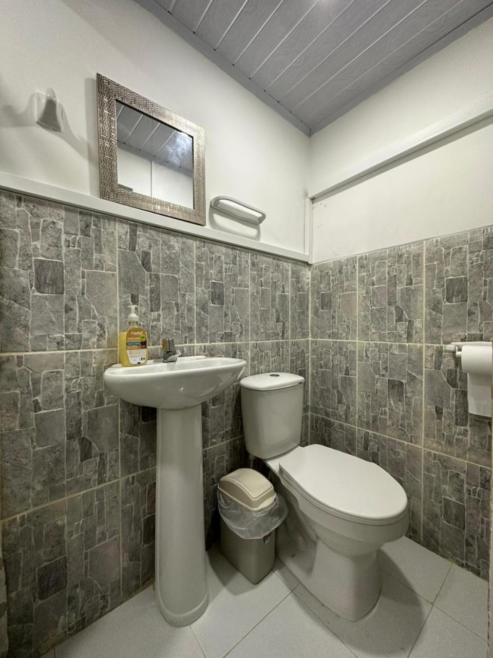 Hostal Casa Jardin Cartagena Exteriör bild