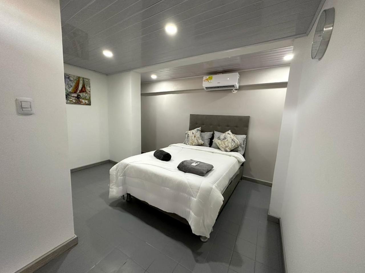Hostal Casa Jardin Cartagena Exteriör bild